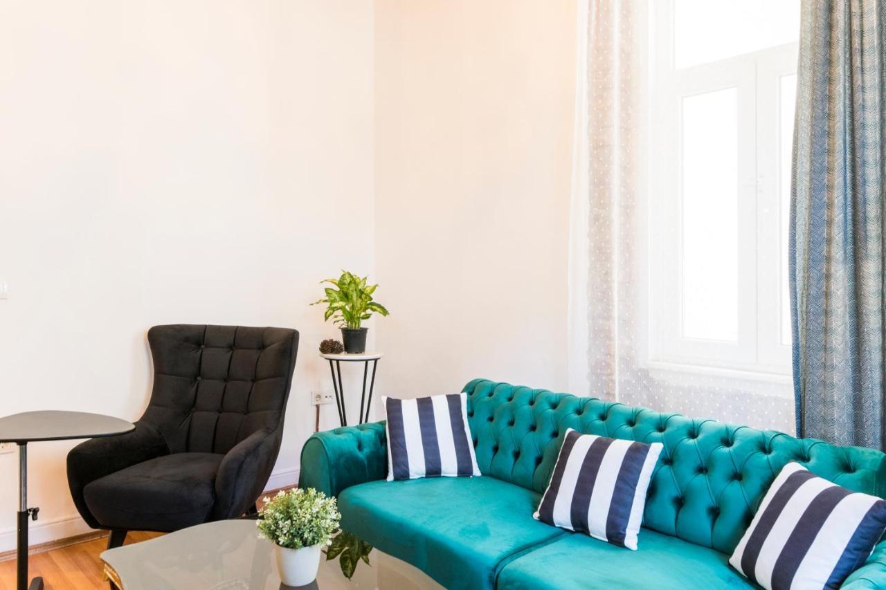 By Galata- Historical And Modern Apartment Istanbul Exterior foto